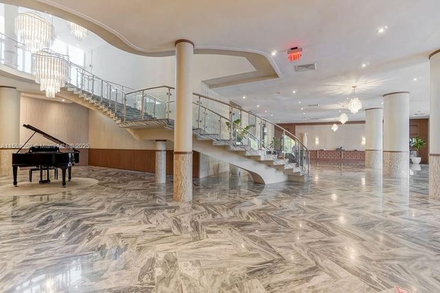 5401 Collins Ave 209, Miami Beach, FL 33140