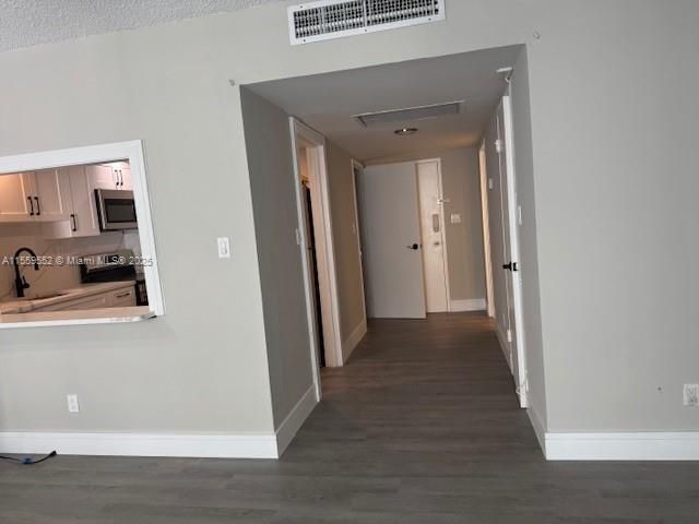 5401 Collins Ave 209, Miami Beach, FL 33140