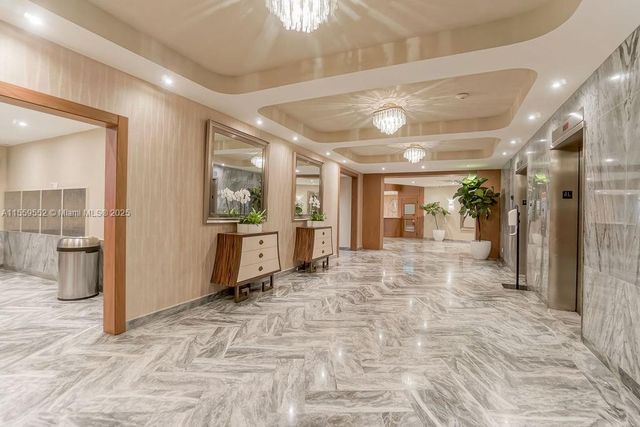 5401 Collins Ave 209, Miami Beach, FL 33140