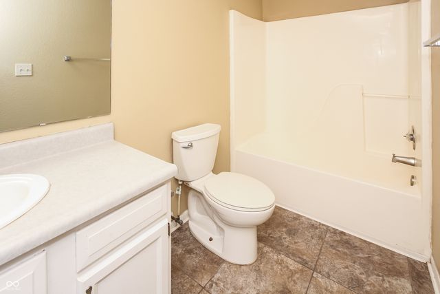 10313 Cadogan Drive, Indianapolis, IN 46236