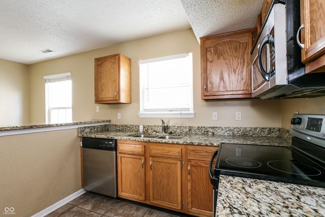 10313 Cadogan Drive, Indianapolis, IN 46236