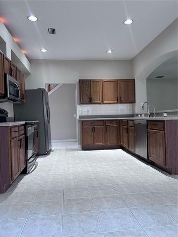 1531 MCCREA DRIVE, Lutz, FL 33549