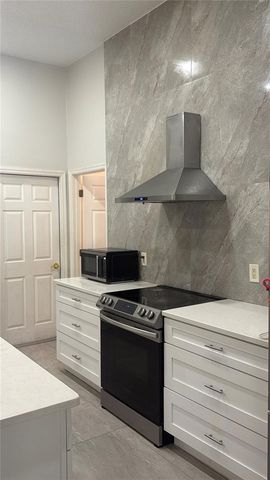 2618 HAWTHORNE LANE, Kissimmee, FL 34743