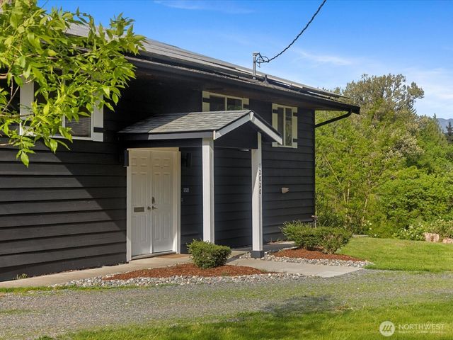 12020 W Engebretsen Road, Granite Falls, WA 98252