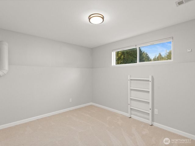 12020 W Engebretsen Road, Granite Falls, WA 98252