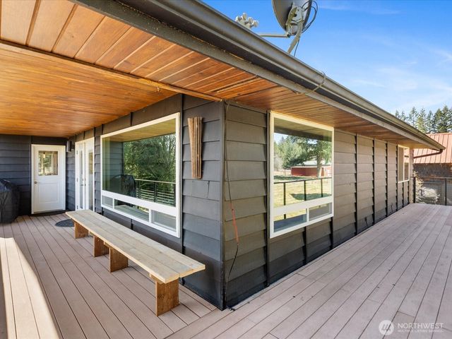 12020 W Engebretsen Road, Granite Falls, WA 98252