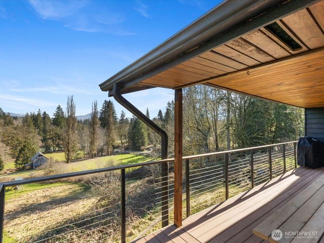12020 W Engebretsen Road, Granite Falls, WA 98252