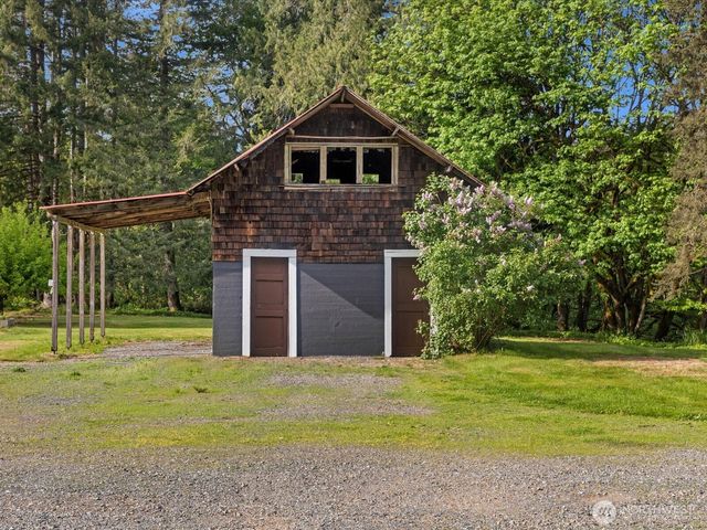 12020 W Engebretsen Road, Granite Falls, WA 98252