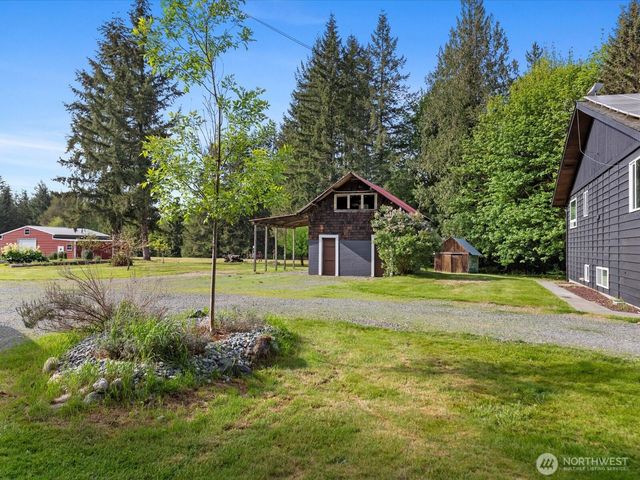 12020 W Engebretsen Road, Granite Falls, WA 98252