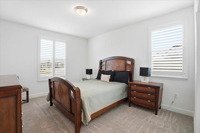 8317 Evans Tree Dr, Roseville, CA 95747