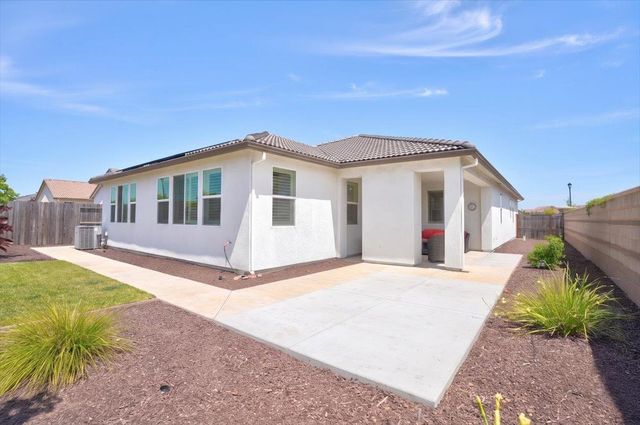 8317 Evans Tree Dr, Roseville, CA 95747