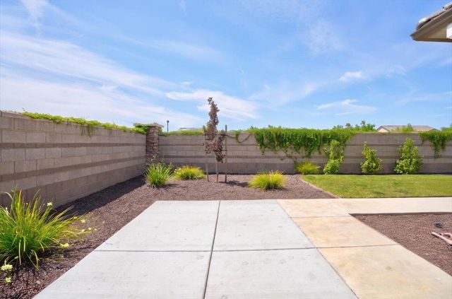 8317 Evans Tree Dr, Roseville, CA 95747