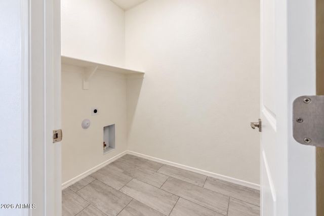 2435 W Kowalsky Lane, Phoenix, AZ 85041