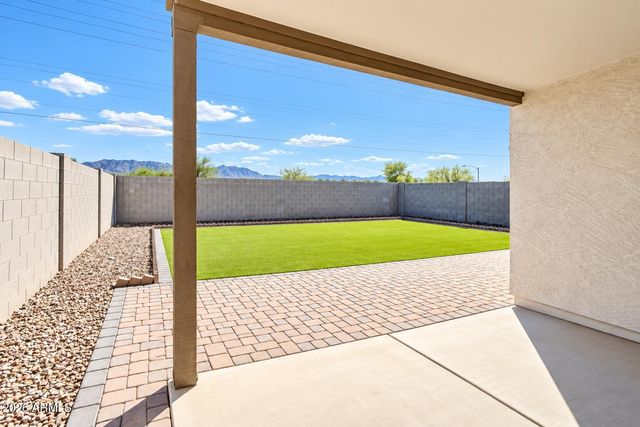 2435 W Kowalsky Lane, Phoenix, AZ 85041