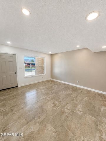 10736 MURPHY Street, El Paso, TX 79924