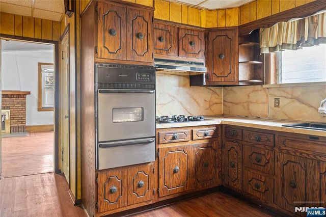 315-317 Meeker Avenue, Newark, NJ 07112