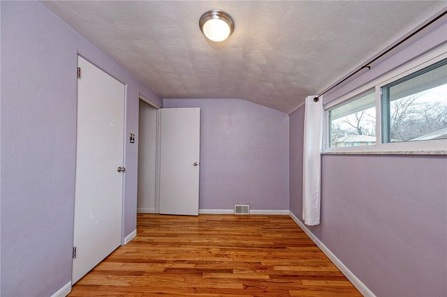 4798 Oakridge Dr., Whitehall, PA 15227