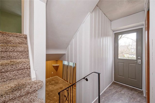 4798 Oakridge Dr., Whitehall, PA 15227