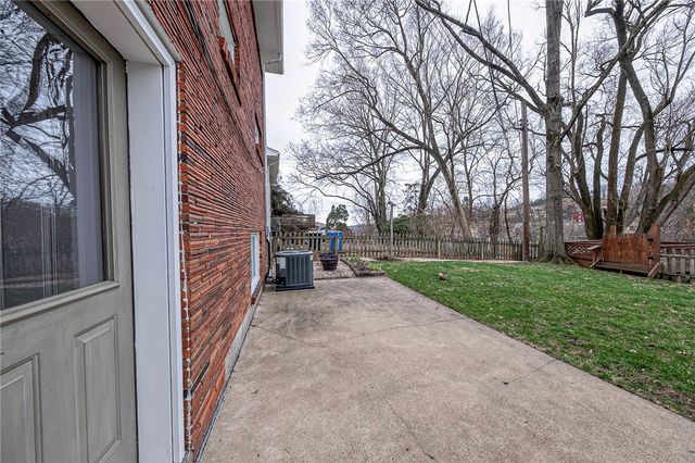 4798 Oakridge Dr., Whitehall, PA 15227