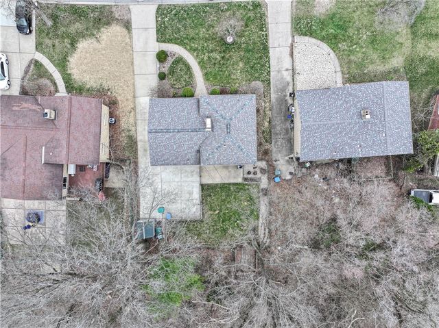 4798 Oakridge Dr., Whitehall, PA 15227