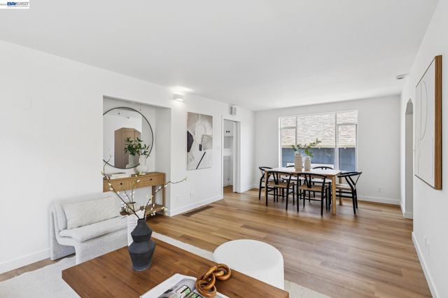 1219 Pearl St, Alameda, CA 94501