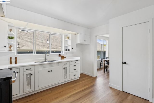 1219 Pearl St, Alameda, CA 94501