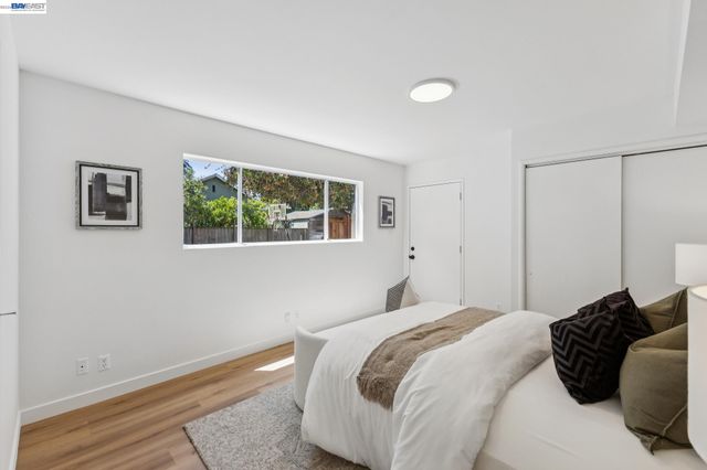 1219 Pearl St, Alameda, CA 94501