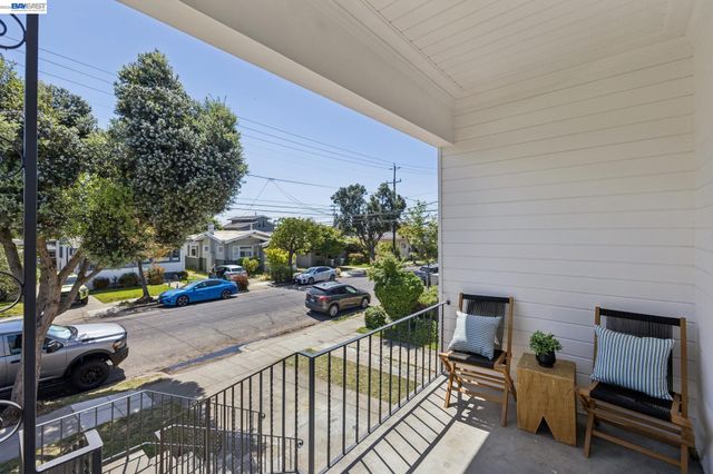 1219 Pearl St, Alameda, CA 94501