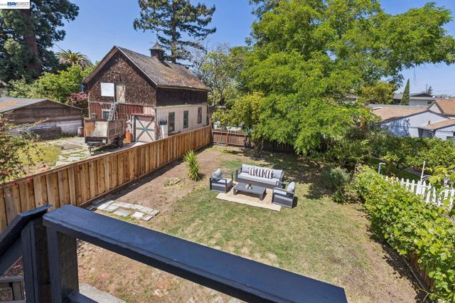 1219 Pearl St, Alameda, CA 94501