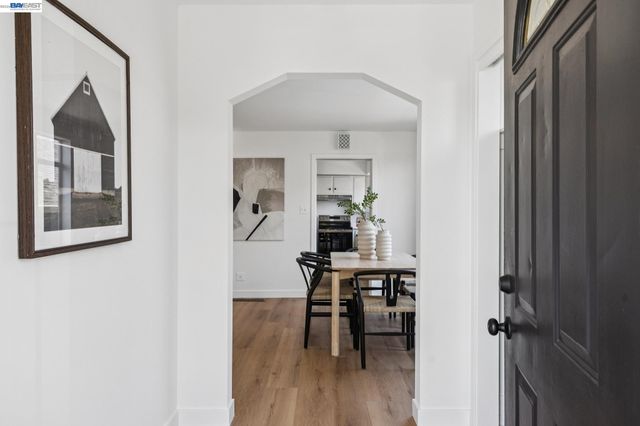 1219 Pearl St, Alameda, CA 94501