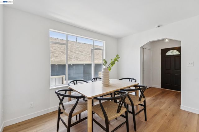 1219 Pearl St, Alameda, CA 94501