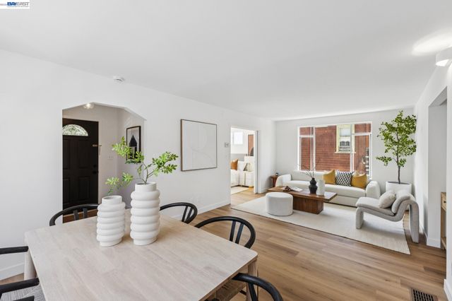 1219 Pearl St, Alameda, CA 94501