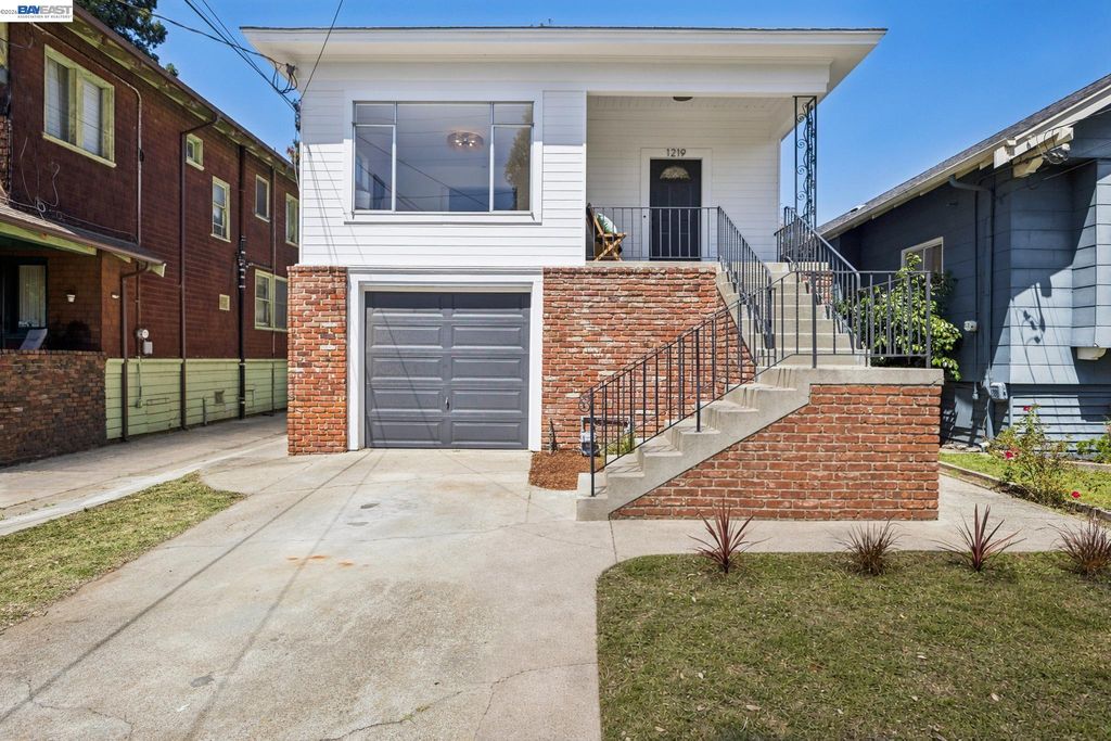 1219 Pearl St, Alameda, CA 94501