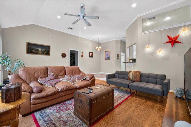 509 Cactus Drive, Conroe, TX 77385