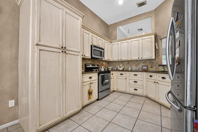 509 Cactus Drive, Conroe, TX 77385