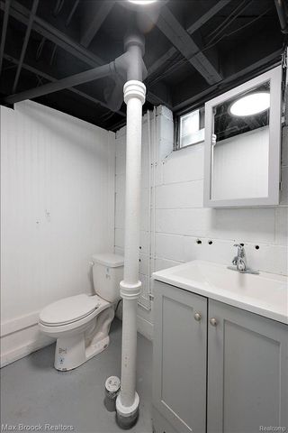 21392 BETHLAWN Boulevard, Royal Oak Twp, MI 48220