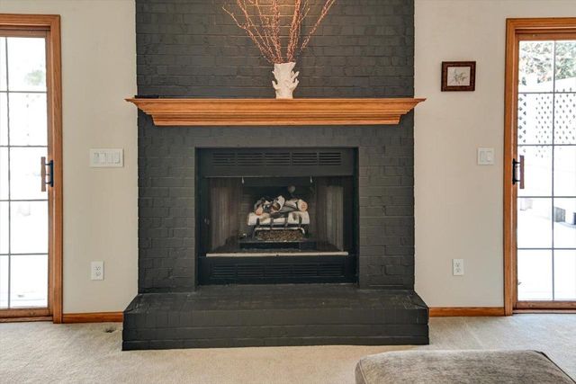 1275 McMahon Drive, Sun Prairie, WI 53590