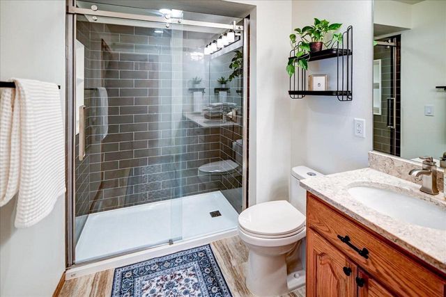 1275 McMahon Drive, Sun Prairie, WI 53590