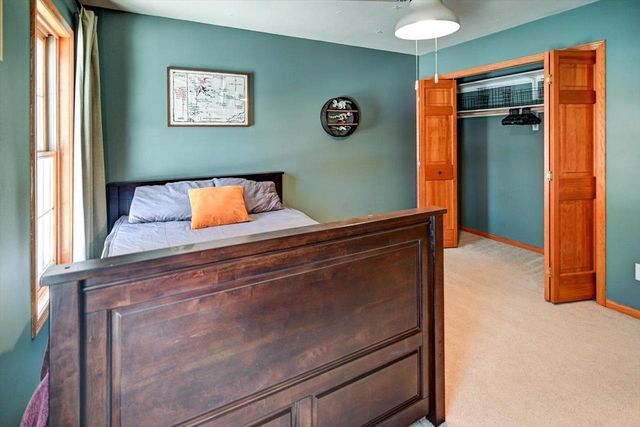 1275 McMahon Drive, Sun Prairie, WI 53590