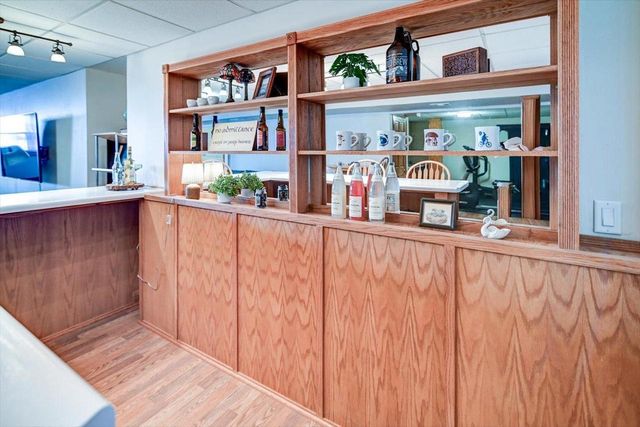 1275 McMahon Drive, Sun Prairie, WI 53590