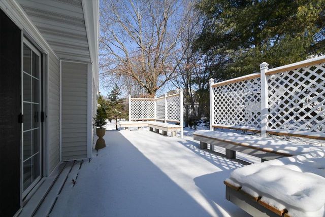 1275 McMahon Drive, Sun Prairie, WI 53590