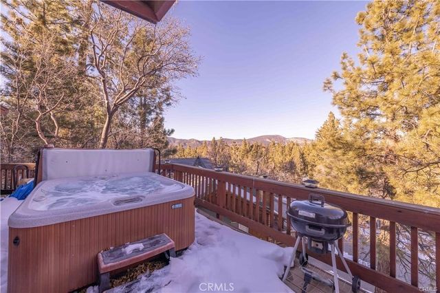 479 Villa Grove, Big Bear City, CA 92314