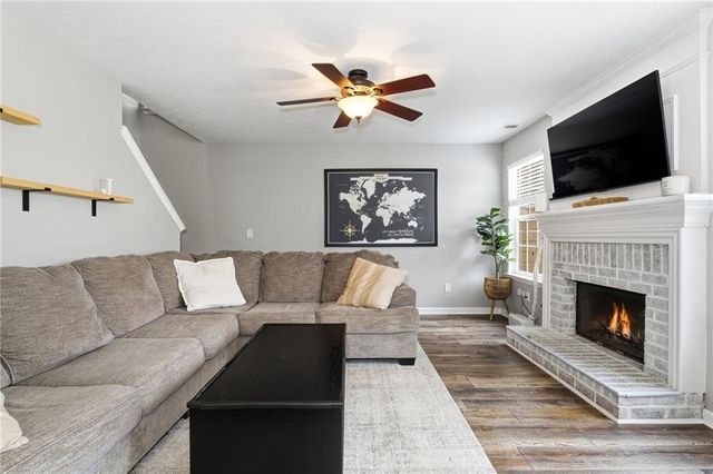 5076 Newpark NW Drive, Acworth, GA 30101