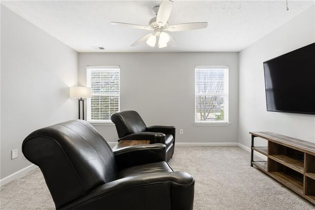 5076 Newpark NW Drive, Acworth, GA 30101