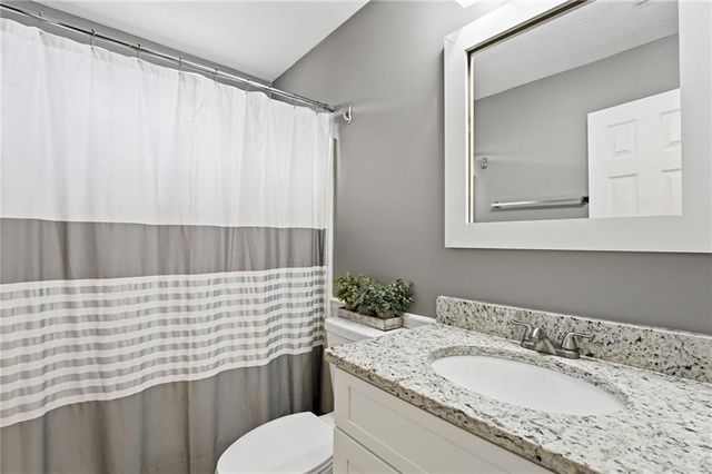 5076 Newpark NW Drive, Acworth, GA 30101