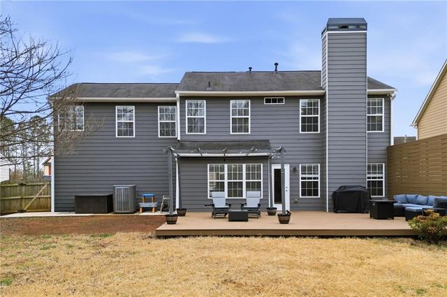 5076 Newpark NW Drive, Acworth, GA 30101