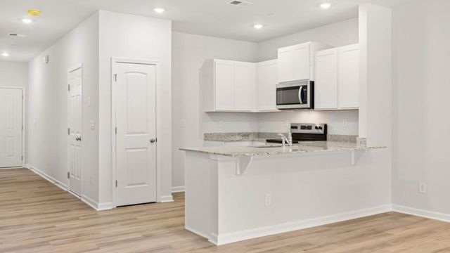 6016 Skylar Drive, South Fulton, GA 30331