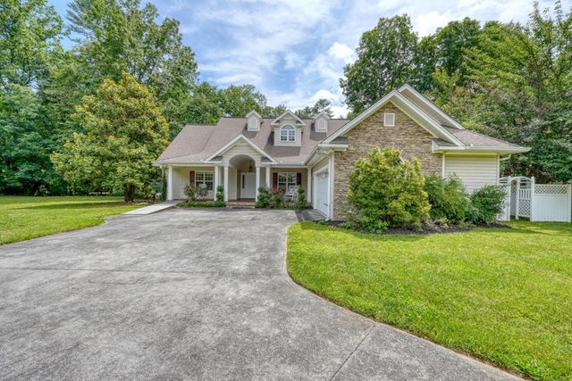 2187 Big Pine Drive, Hiawassee, GA 30546