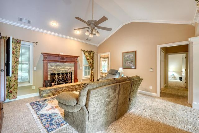 2187 Big Pine Drive, Hiawassee, GA 30546