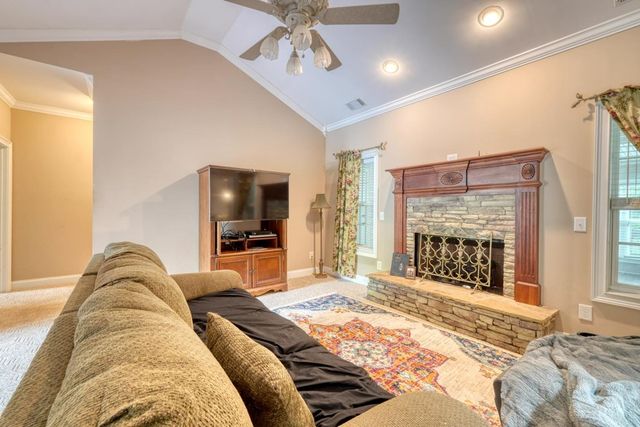 2187 Big Pine Drive, Hiawassee, GA 30546